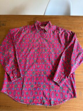 VINTAGE 90’s Red Patterned Button-Up Shirt
